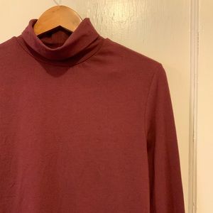 NEVER WORN ASOS DESIGN Maroon Turtle Neck